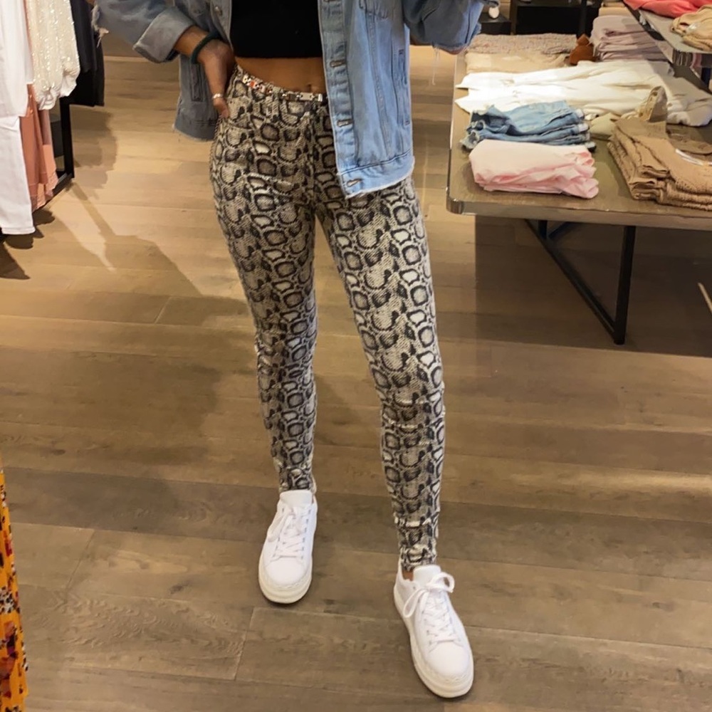 Good American Snakeskin print Denim